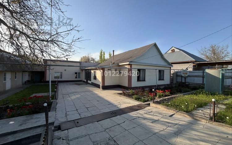 Отдельный дом · 6 комнат · 160 м² · 10.5 сот., Садыкова 93 за 23 млн ₸ в им. Турара рыскуловой — фото 2