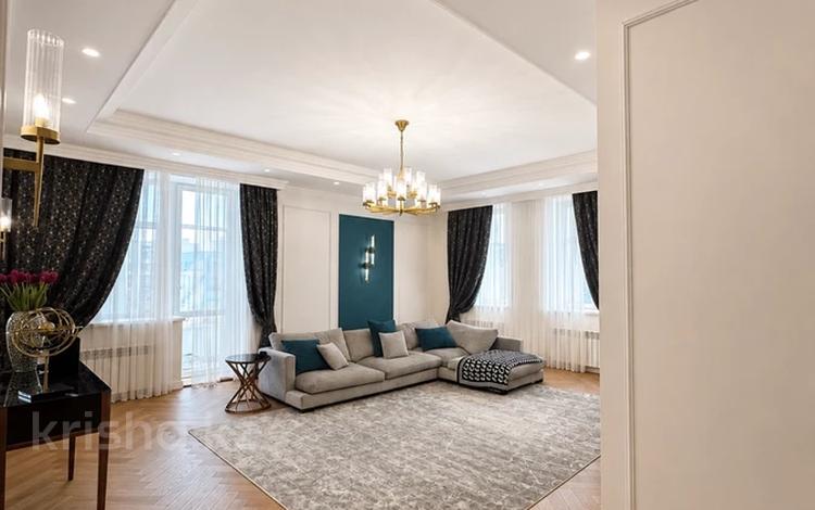 6-комнатная квартира · 275 м² · 5/6 этаж, Мангилик Ел 31 за 450 млн ₸ в Астане, Есильский р-н — фото 2