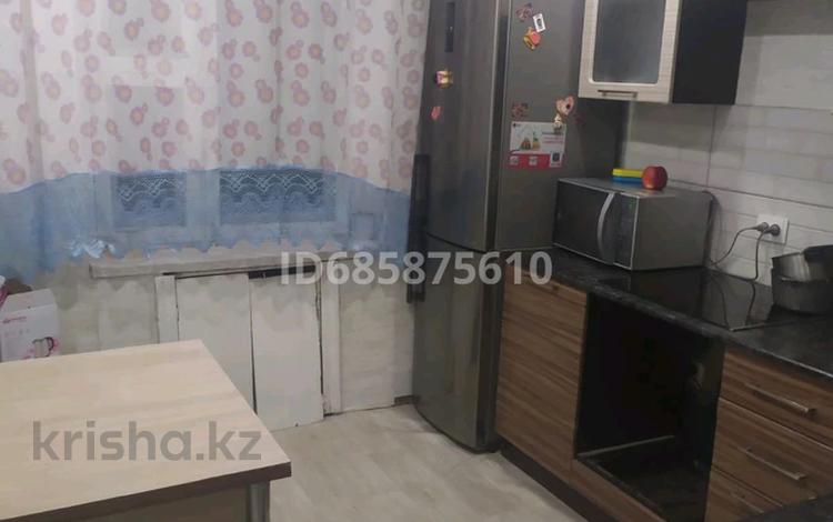 2-бөлмелі пәтер · 53 м² · 8/10 қабат, Малайсары Батыра 43, бағасы: 150 000 ₸ в Павлодаре — фото 2