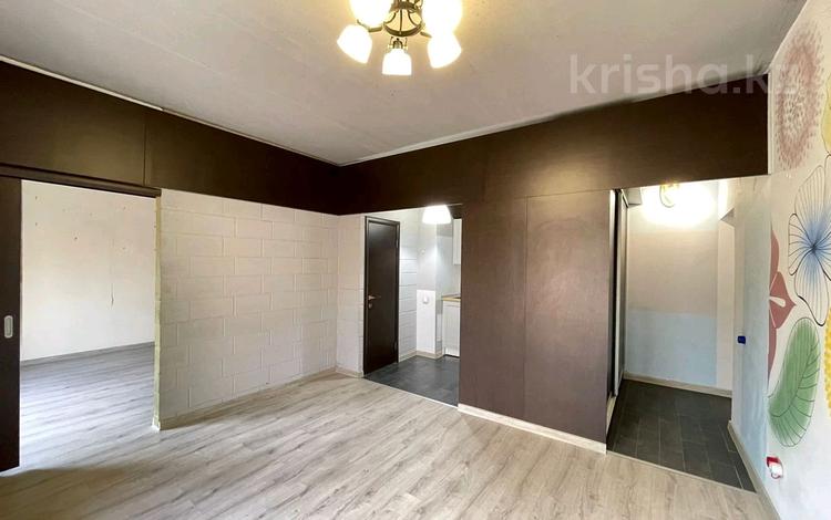 2-бөлмелі пәтер · 42 м² · 1/3 қабат, мкр Новый Город, Жамбыла 46а, бағасы: 200 000 ₸ в Караганде, Казыбек би р-н — фото 2