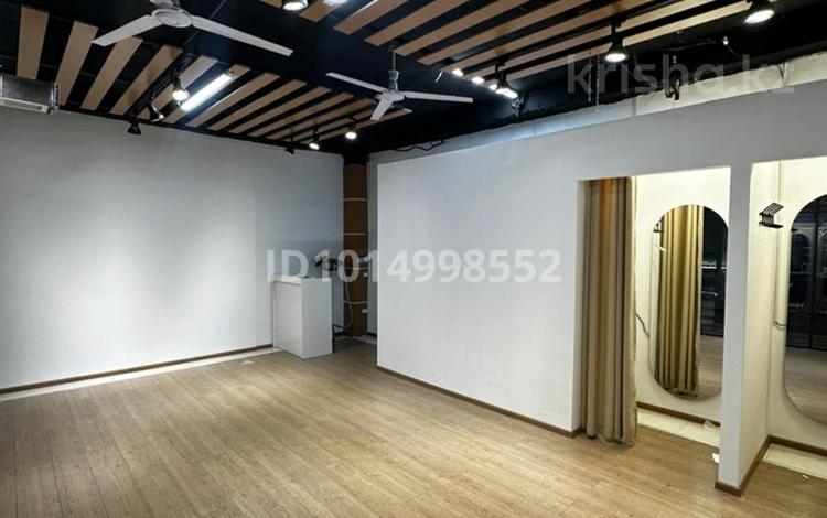 Еркін, дүкендер мен бутиктер · 35 м², бағасы: 300 000 ₸ в Алматы, Бостандыкский р-н — фото 11