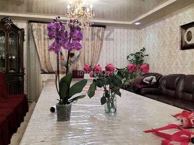 Жеке үй · 5 бөлме · 203 м² · 10 сот., Ш.Калдаякова 10 10 — Пр.Богембай батыра, бағасы: 40 млн 〒 в Талапкер 