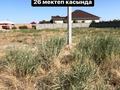 Жер телімі · 10 сотық, Егеменді 38 — 26мектеп қасында, Ыбырай Алтынсарин мектебінің артында, угловойда., бағасы: 8 млн ₸ в Туркестане