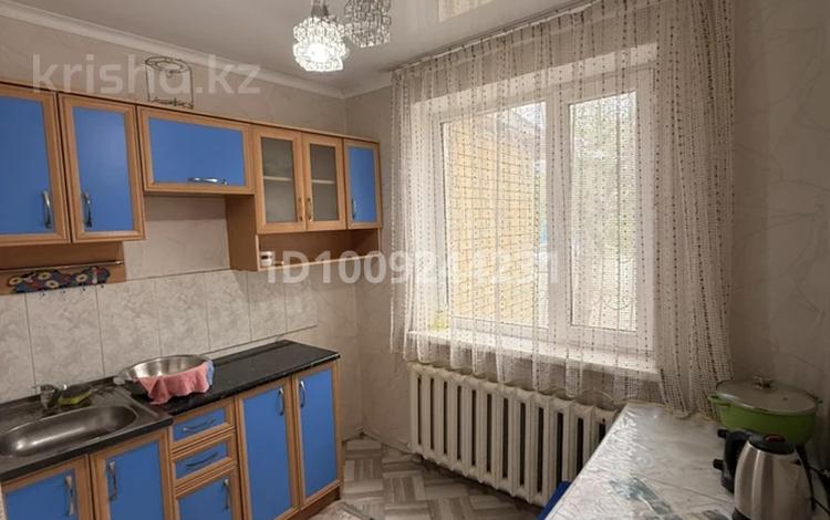 1-комнатная квартира · 32.3 м² · 1/5 этаж, Глинки — Остановка, 39 школа, университет Шакарима, магазины, базар за 120 000 ₸ в Семее — фото 2