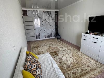 2-комнатная квартира · 55 м² · 5/5 этаж, мкр 8, 101 Стр.бр 13/1 за 130 000 〒 в Актобе