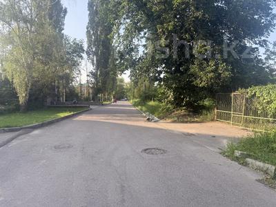 Жер телімі · 150 сотық, Адилова 30, бағасы: 4 млрд ₸ в Алматы, Ауэзовский р-н