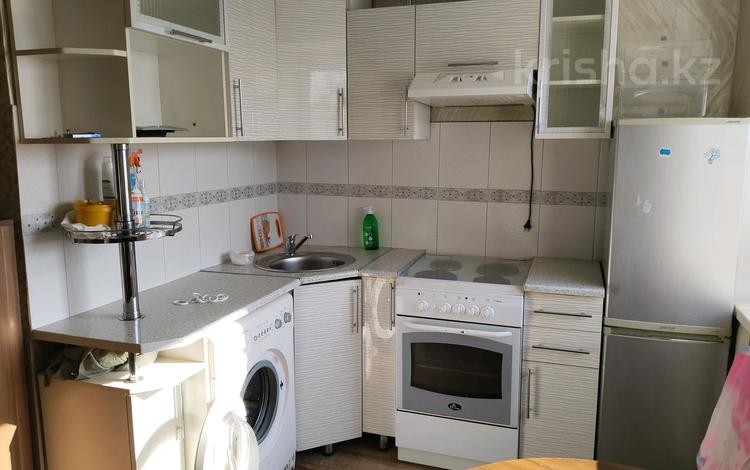 2-бөлмелі пәтер, 44 м², 5/5 қабат ай сайын, Назарбаева 84, бағасы: 130 000 〒 в Усть-Каменогорске, Ульбинский — фото 2