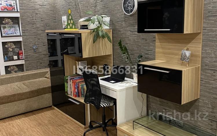 1-комнатная квартира · 45 м² · 5/5 этаж, Тулебаева за 300 000 ₸ в Алматы, Медеуский р-н — фото 4