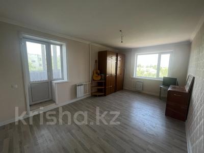 4-бөлмелі пәтер, 72 м², 4/5 қабат, Кошке Кеменгерулы 8/1, бағасы: 20.9 млн 〒 в Астане, р-н Байконур