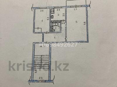 2-бөлмелі пәтер · 42.7 м² · 3/5 қабат, Қалдаяқова 4/5 — Каспи банк, бағасы: 18.5 млн ₸ в Шымкенте, Аль-Фарабийский р-н