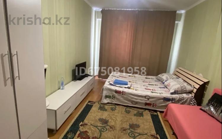 1-бөлмелі пәтер, 41 м², 3/9 қабат тәулігіне, Асыл арман 11, бағасы: 8 000 〒 в Иргелях — фото 4