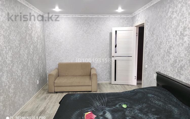 1-комнатная квартира · 32 м² · 2/5 этаж, Ларина за 130 000 ₸ в Уральске — фото 2
