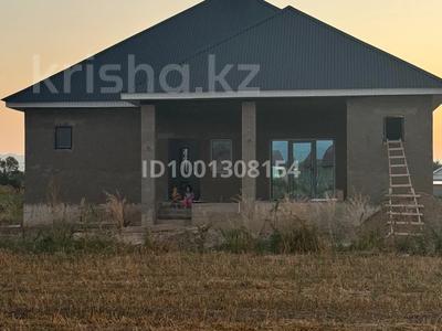 Отдельный дом · 5 комнат · 197 м² · 8 сот., Жандыбаев көшесі за 23.5 млн 〒 в Узынагаш