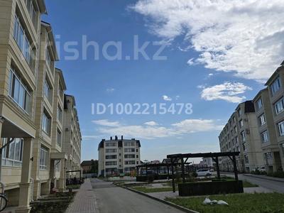 Пәтерлер в Костанайской обл.: 1-бөлмелі пәтер · 50 м² · 2/5 қабат, мкрн Северо-Западный 2, бағасы: 19.8 млн 〒 1-бөлмелі пәтер · 50 м² · 2/5 қабат, мкрн Северо-Западный 2, бағасы: 19.8 млн 〒 в Костанае