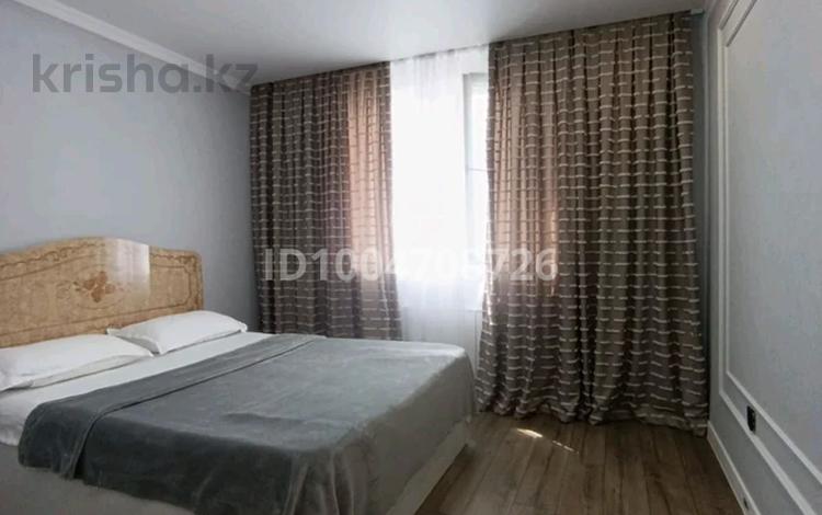 2-комнатная квартира · 70 м² · 9/12 этаж, мкр Акбулак, 1-я улица 43 — Бауыржан Момышулы ,Алматы Арена за 18 000 〒 в Алатауский р-н — фото 2