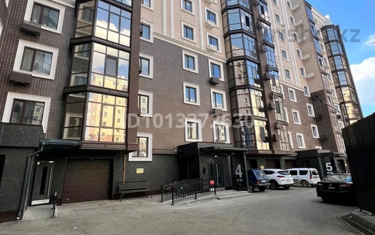 3-бөлмелі пәтер · 130 м² · 4/9 қабат, Молдагулова 5/5, бағасы: 49.5 млн ₸ в Уральске — фото 2