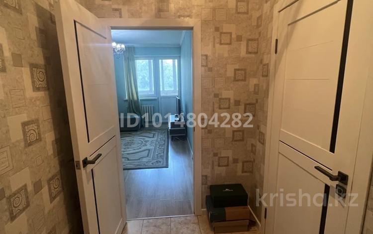 1-комнатная квартира · 48 м² · 2/5 этаж, мкр Думан-2 21 за 250 000 ₸ в Алматы, Медеуский р-н — фото 2