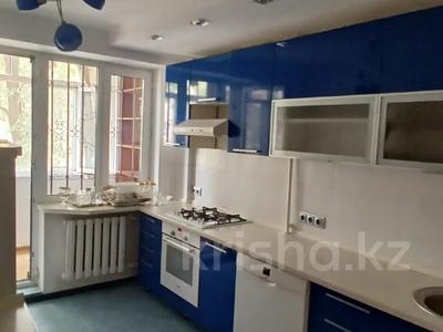 4-комнатная квартира · 70 м² · 2/5 этаж, Назарбаева — Быржан сал за 220 000 ₸ в Талдыкоргане