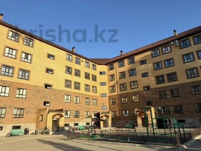 4-комнатная квартира · 120 м² · 4/5 этаж, Жуманиязова 91 за 34 млн ₸ в Уральске
