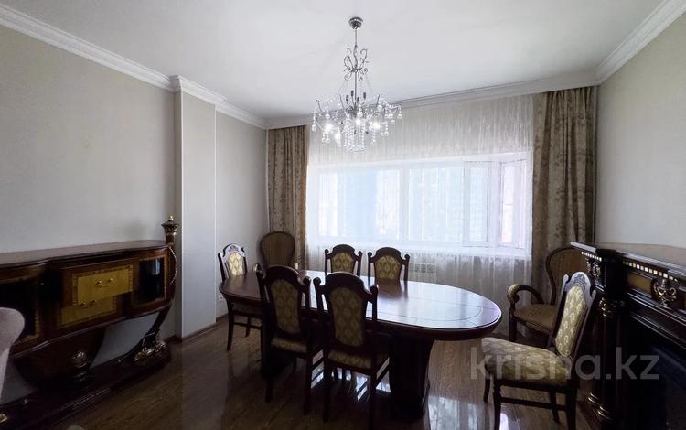 3-комнатная квартира · 120 м² · 19/21 этаж, Достык 5 за 450 000 ₸ в Астане, Есильский р-н — фото 2