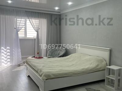 1-комнатная квартира · 40 м² · 2/5 этаж, 7-й мкр 27 за 10 000 〒 в Актау