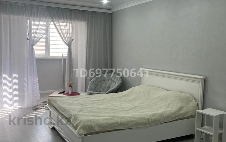 1-бөлмелі пәтер · 40 м² · 2/5 қабат, 7-ш/а. 27, бағасы: 12 000 ₸ в Актау, 7-й мкр — фото 2