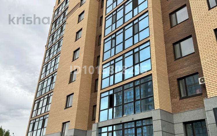 1-комнатная квартира · 42 м² · 1/10 этаж, Сулейманова за 180 000 ₸ в Кокшетау — фото 2