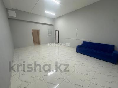 Свободное назначение, офисы, склады, общепит, фитнес и спорт, образование, развлечения, кабинеты и рабочие места, студии · 110 м² за 200 000 〒 в Актау, 27-й мкр