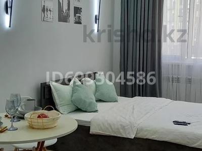 Аренда квартир посуточно в Алматы: 1-комнатная квартира · 48 м² · 9/12 этаж, мкр Орбита-3 21/1 — Мустафина за 17 000 〒 1-комнатная квартира · 48 м² · 9/12 этаж, мкр Орбита-3 21/1 — Мустафина за 17 000 〒 в Алматы, Бостандыкский р-н