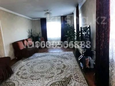 Отдельный дом · 3 комнаты · 120 м² · помесячно, Туймебая первомайская за 180 000 〒 в 