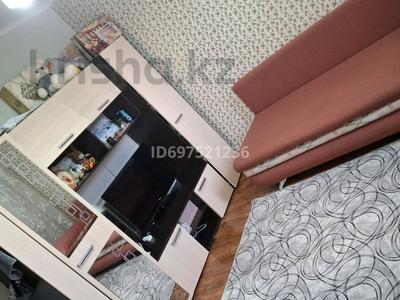1-бөлмелі пәтер · 14 м² · 8/9 қабат, Абая 102 — Находится напротив универмага,чистое общежитие, бағасы: 3.5 млн ₸ в Уральске