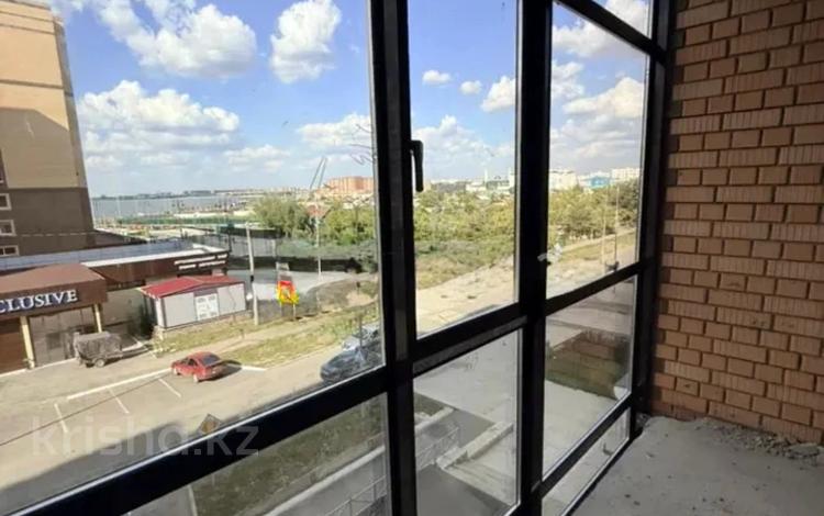 2-комнатная квартира · 78.6 м² · 3/9 этаж, Жумабаева за 35 млн ₸ в Кокшетау — фото 2