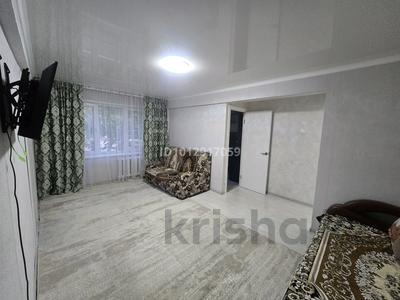 2-бөлмелі пәтер · 42 м² · 1/5 қабат, Казахстан 79 — Центрального рынка, бағасы: 170 000 ₸ в Усть-Каменогорске