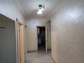 2-комнатная квартира, 56 м², 2/9 этаж помесячно, Жунисова за 210 000 〒 в Алматы, Наурызбайский р-н — фото 3