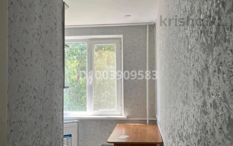 2-комнатная квартира · 45 м² · 4/5 этаж, Кердери за 140 000 ₸ в Уральске, мкр Школьник — фото 2