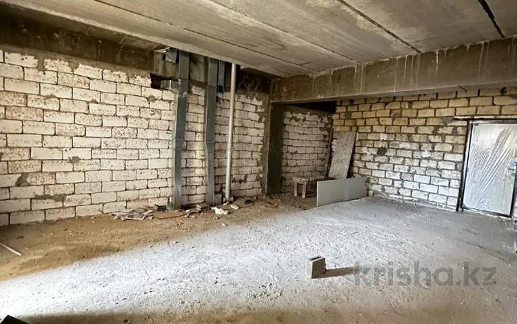 1-бөлмелі пәтер · 58 м² · 5/12 қабат, 12-й мкр 36/2, бағасы: 11 млн ₸ в Актау — фото 2