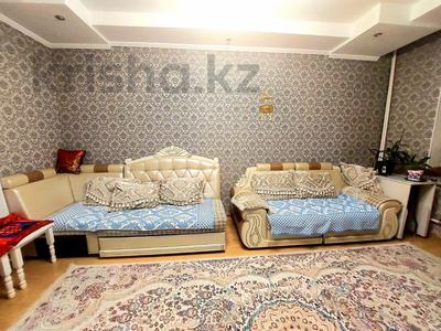 3-бөлмелі пәтер · 65 м² · 2/5 қабат, Жастар, бағасы: 27 млн ₸ в Талдыкоргане, мкр Жастар