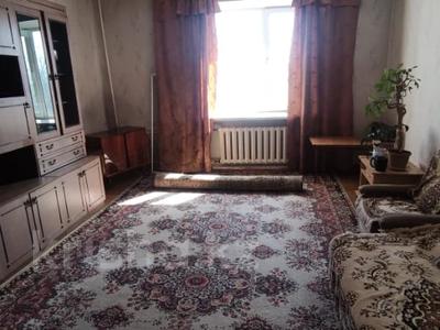 Пәтерлер в Абай обл.: 3-бөлмелі пәтер · 80.9 м² · 2/2 қабат, Сорокина 20, бағасы: 19.5 млн 〒 3-бөлмелі пәтер · 80.9 м² · 2/2 қабат, Сорокина 20, бағасы: 19.5 млн 〒 в Семее