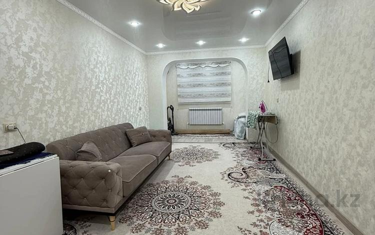 2-бөлмелі пәтер · 50 м² · 4/5 қабат, 8-шағынаудан 24 — Аскарова, бағасы: 25 млн ₸ в Шымкенте, Туран р-н — фото 2