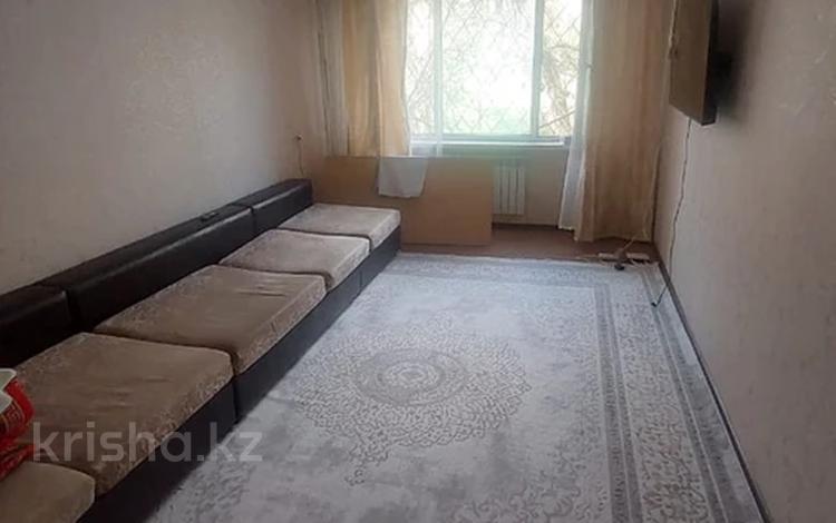 2-комнатная квартира, 55 м², 3/5 этаж помесячно, мкр Восток 2