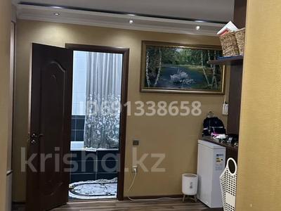 3-бөлмелі пәтер, 90 м², 4/5 қабат, Микр байтерек 6, бағасы: 28 млн 〒 в Таразе