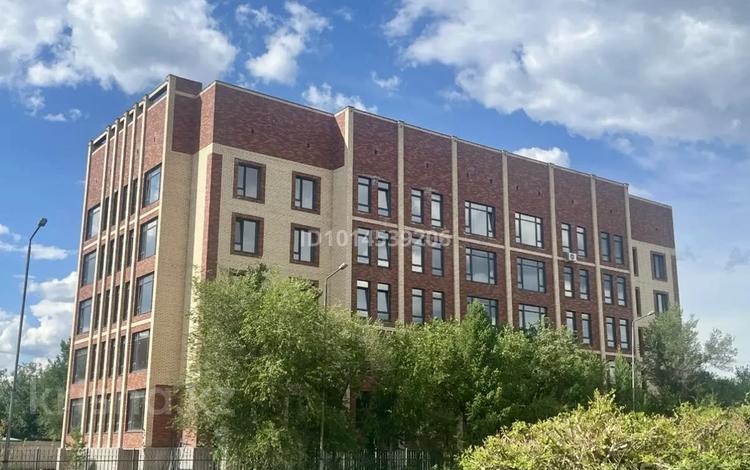 2-комнатная квартира · 75 м² · 4/5 этаж, Жамакаева 150/2 — Памятник вагон смерти за 400 000 ₸ в Семее — фото 2