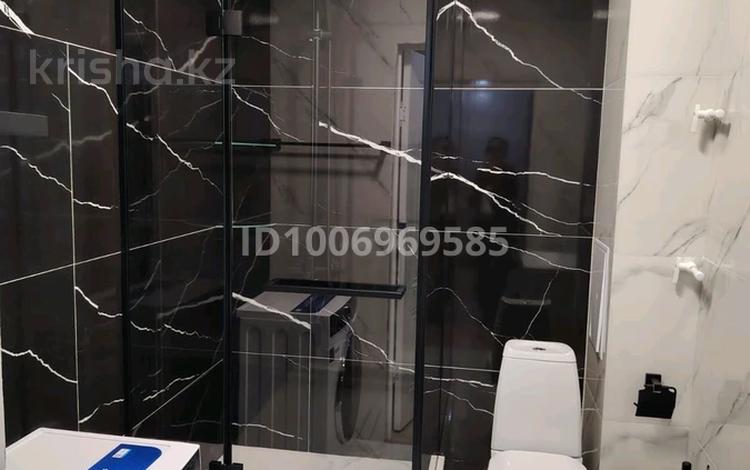 1-бөлмелі пәтер · 42 м² · 1/9 қабат, мкр Нурсая, Елорда 6/3, 6/4, 6/5, 6/6, 6/7, 6/8, 6Б, бағасы: 250 000 ₸ в Атырау — фото 2