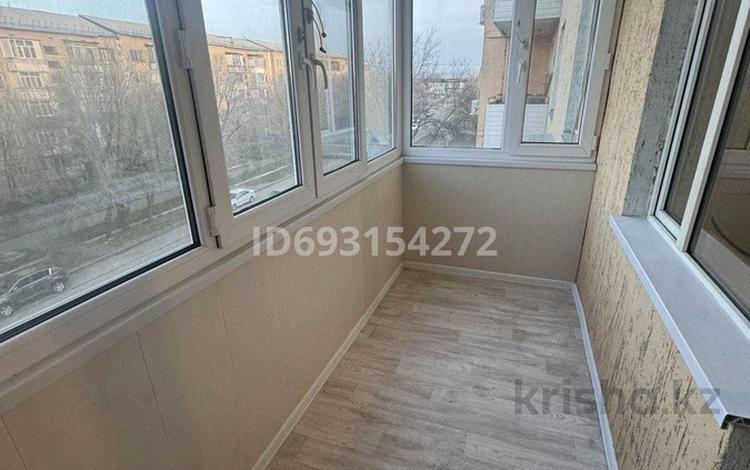 1-комнатная квартира, 42 м², 4/5 этаж, болашак 21 за 12.8 млн 〒 в Талдыкоргане, мкр Болашак — фото 2