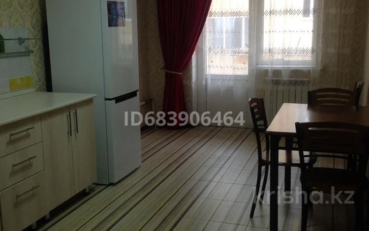 4-комнатная квартира · 200 м² · 4/4 этаж, Гани Иляева — На пересечении улицы Акпан батыра за 68 млн ₸ в Шымкенте, Енбекшинский р-н — фото 2