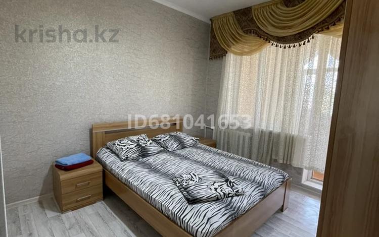 2-бөлмелі пәтер, 60 м², 4/5 қабат сағатына, мкр Север 3, бағасы: 1 500 〒 в Шымкенте, Енбекшинский р-н — фото 2