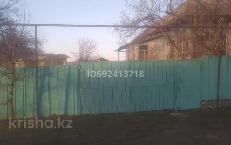 Отдельный дом · 4 комнаты · 100 м² · 16 сот., Теберикова 47 — Центр за 35 млн 〒 в Талдыбулаке — фото 2