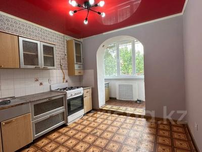 3-комнатная квартира · 67 м² · 1/5 этаж, мкр 4 18 за 22 млн ₸ в Уральске