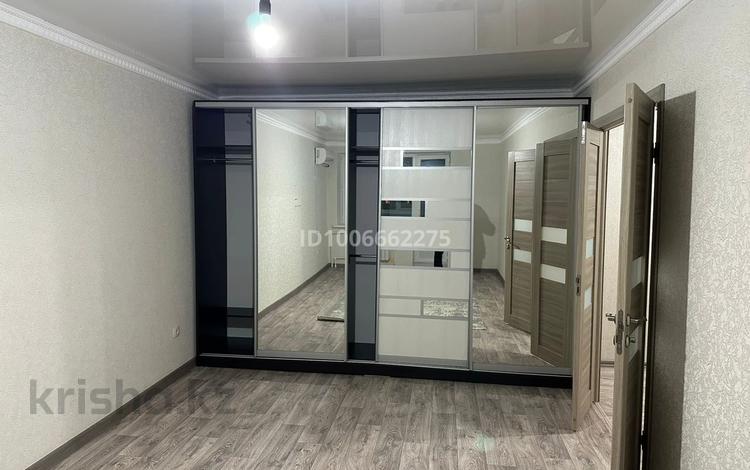 2-комнатная квартира · 62 м² · 10/10 этаж, мкр 12 20 за 150 000 ₸ в Актобе — фото 2