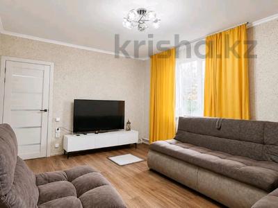 Жеке үй · 4 бөлме · 90 м² · 8 жүзд., Проезд Белинского 8, бағасы: 21 млн ₸ в Шахтинске